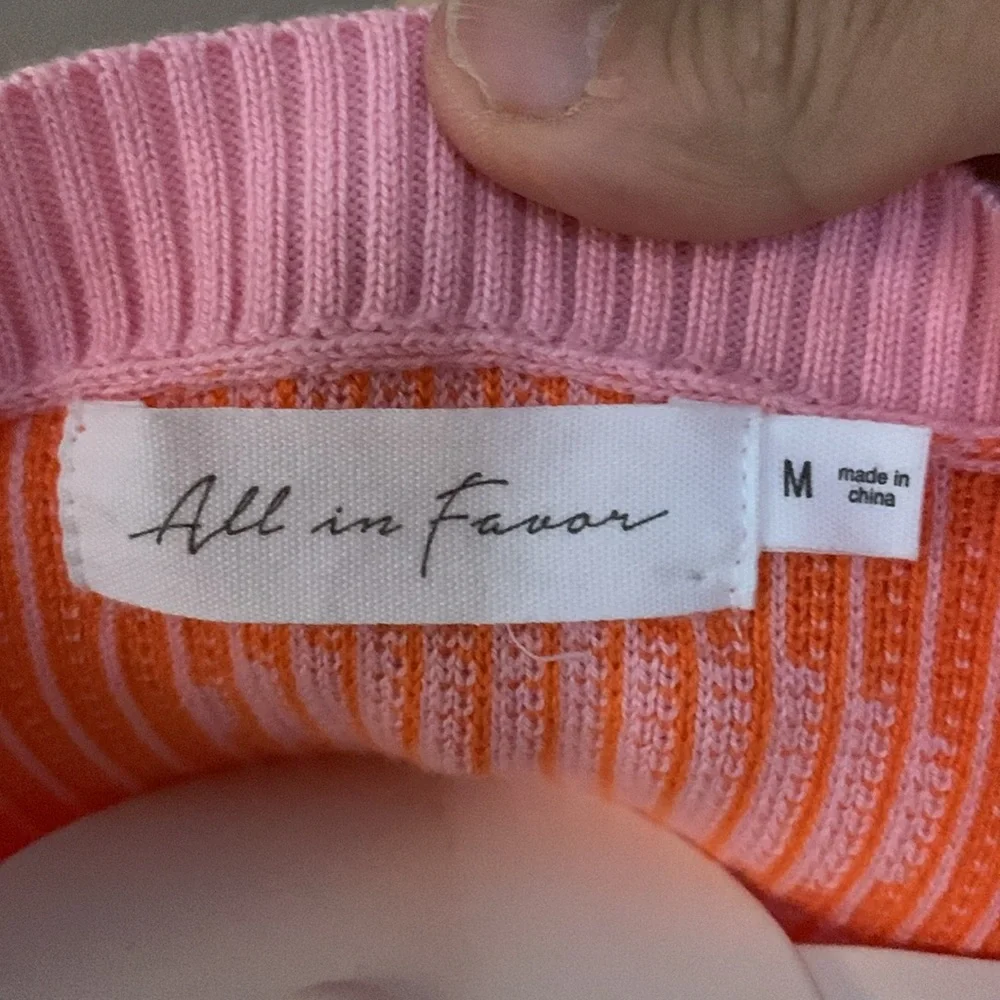 All‎ in Favor by Nordstrom swirl pattern thrill sweater. Never worn . Retail 52